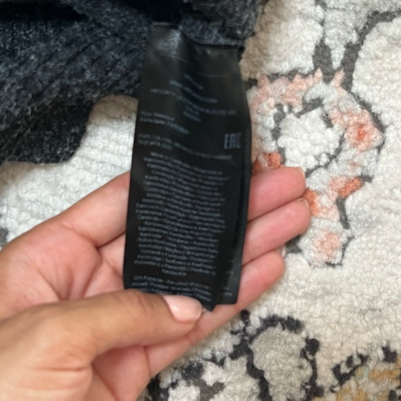 Vero Moda Charcoal Turtleneck - Picture 6 of 7